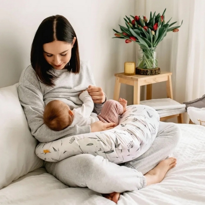 Poduszka Fikuśne Gniazdko Ułatwiająca Karmienie Ammi Whiyte Fiki Miki