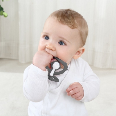 Mombella Gryzak Zabawka Małpka Grey